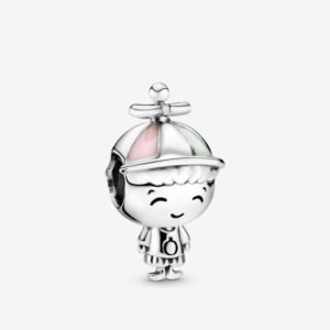Charm Niño Pequeño de Plata 925